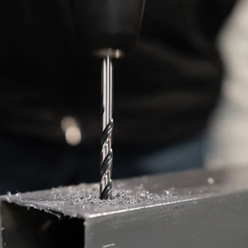 Aksesorë Veglash Elektrike - Punto Hekuri | KEDMAN - Për shpime në materiale metali